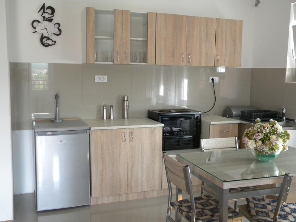 Apartment Srebrni Oblak Arandjelovac Exterior foto